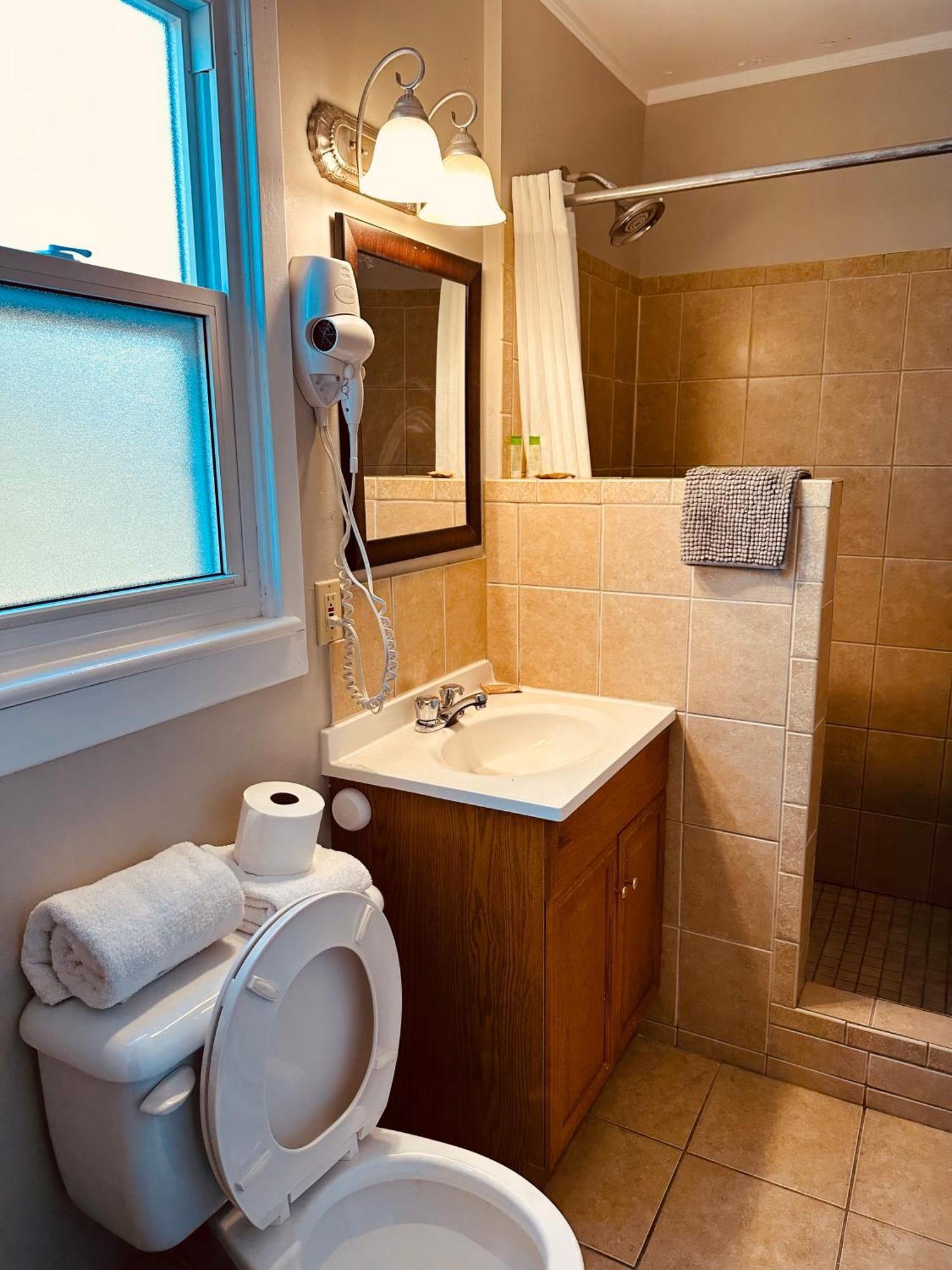 קינקרדין Lakeview Motel & Cottage מראה חיצוני תמונה
