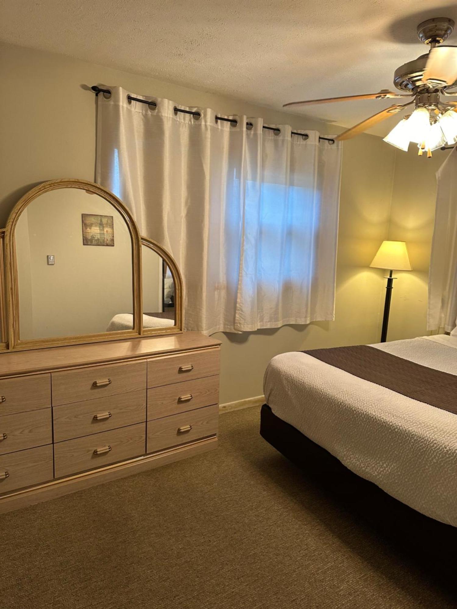 קינקרדין Lakeview Motel & Cottage מראה חיצוני תמונה